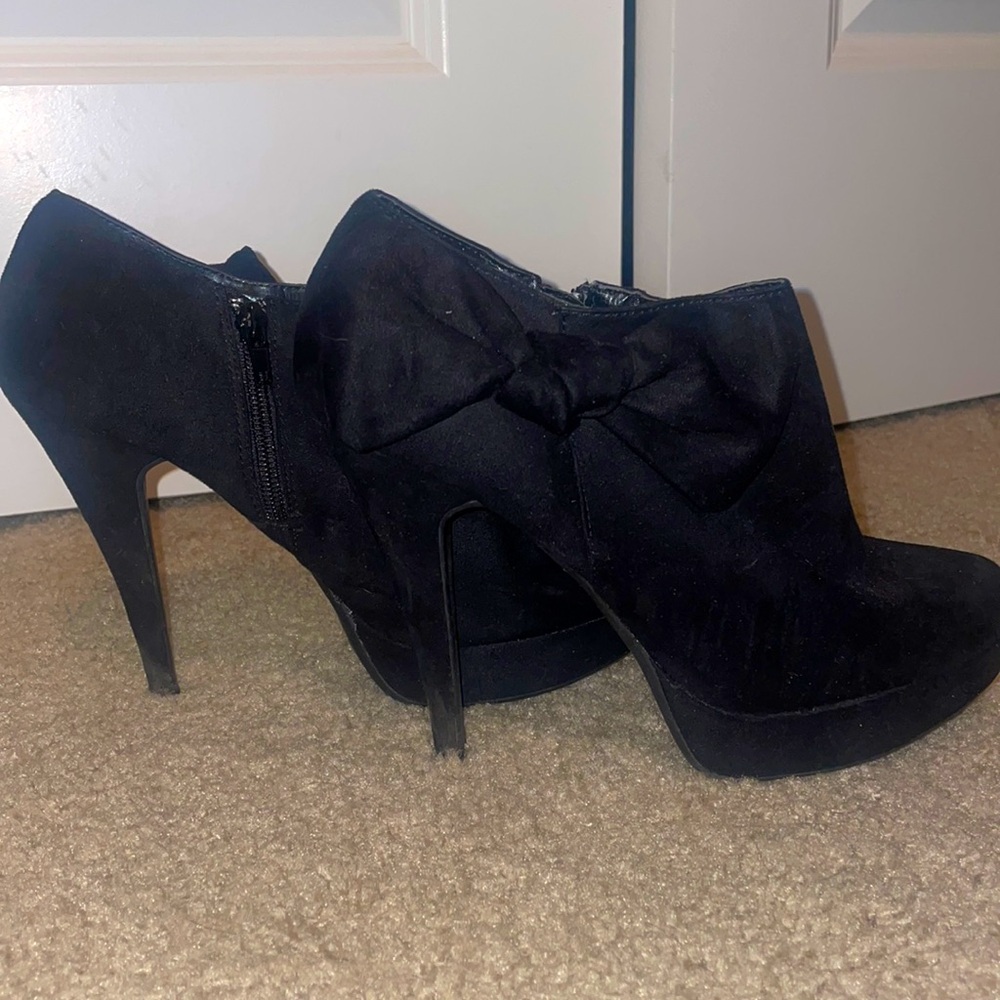 Heeled booties suede; Size 8.5; worn a few times; great condition